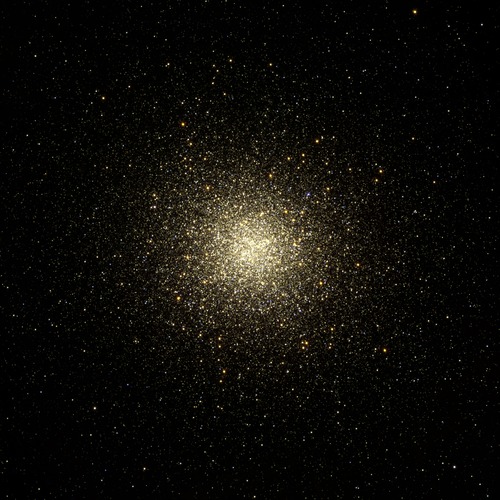 M13-globular-cluster-med