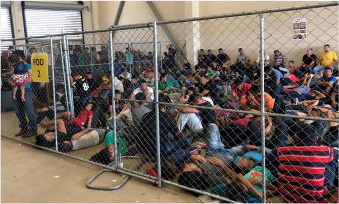 migrants-in-cage
